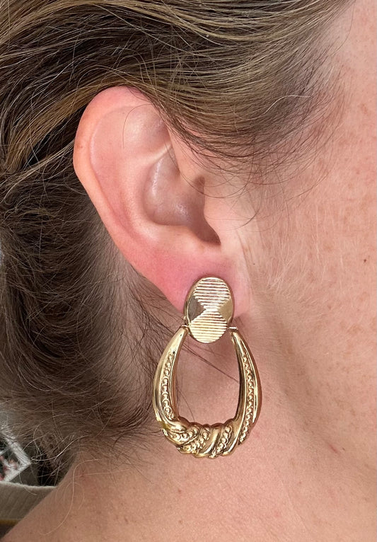 Gold earrings