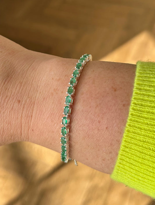 Emerald bracelet