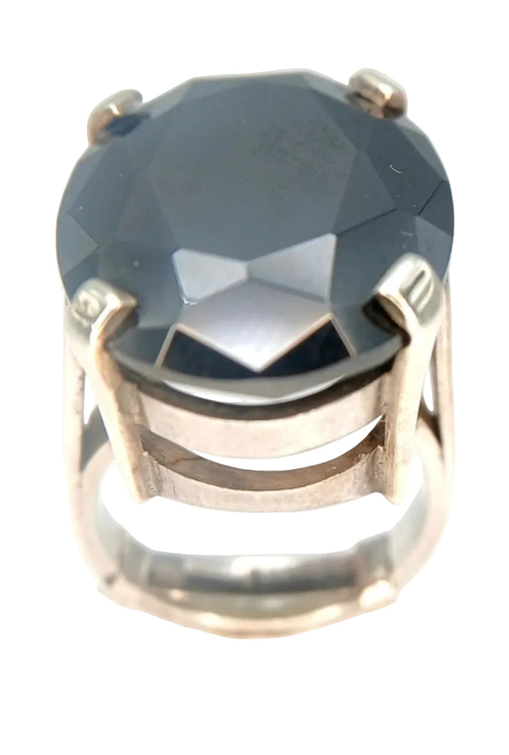 Black onyx cocktail ring