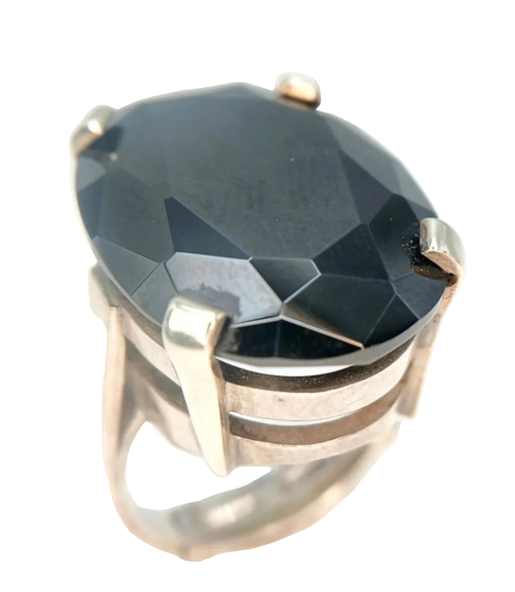 Black onyx cocktail ring