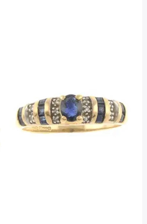 Sapphire and diamond ring