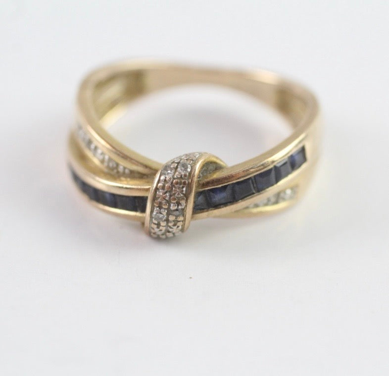 Sapphire & Diamond gold crossover ring
