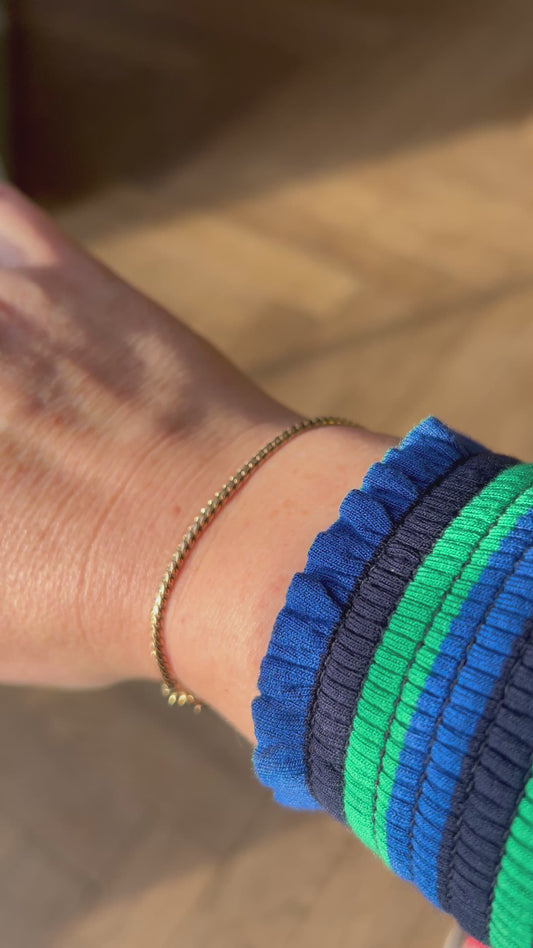 Gold bracelet